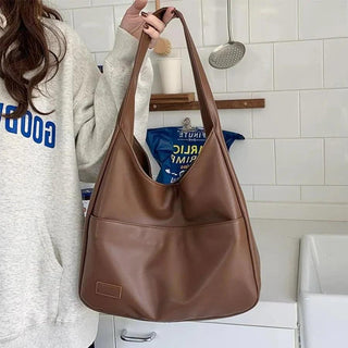 Erin | Akari Hobo Bag