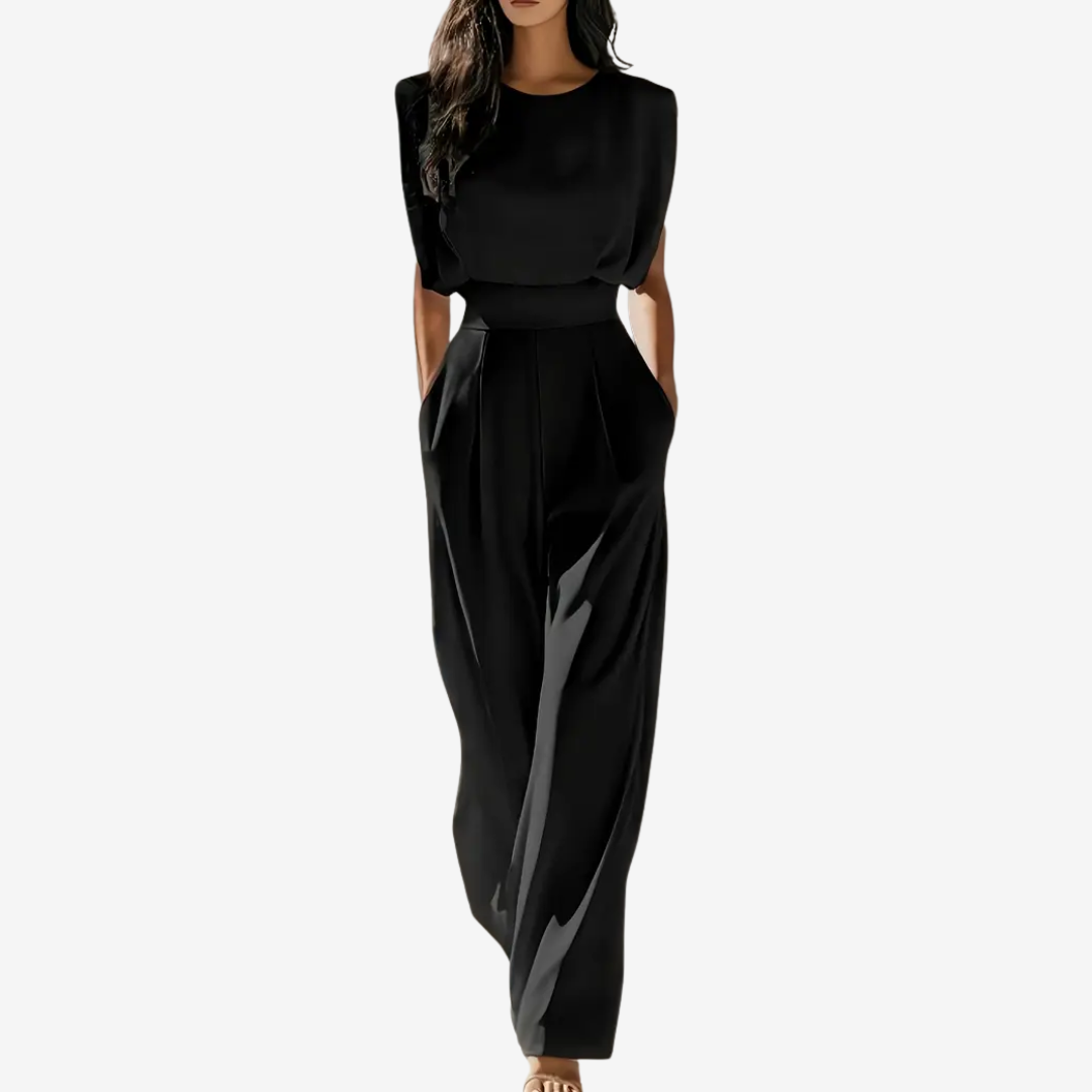 Julia | Minimalistische Jumpsuit met Tailleaccent