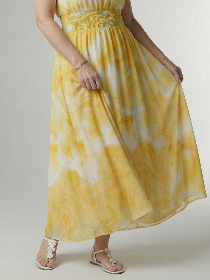 Cato | Halter Midi-jurk met Smocktaille