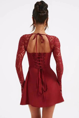 Louise | Lace Charm