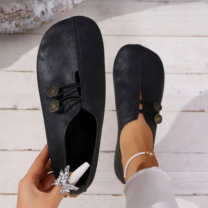 Eline | Soepele Loafers met Knoopdetail