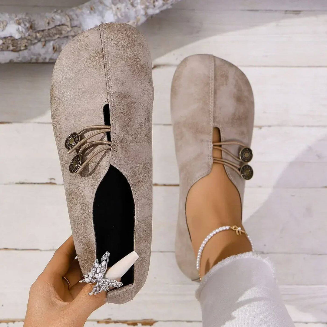 Eline | Soepele Loafers met Knoopdetail