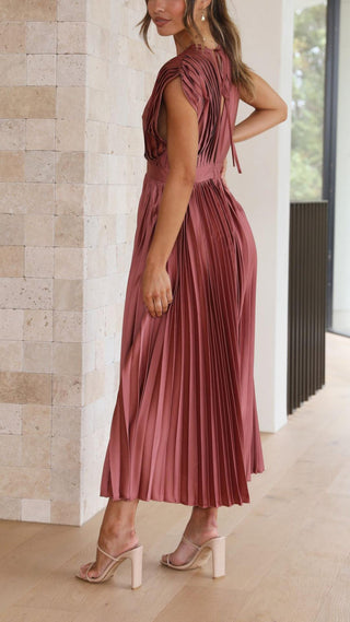Stella | Pleated Maxi Dress