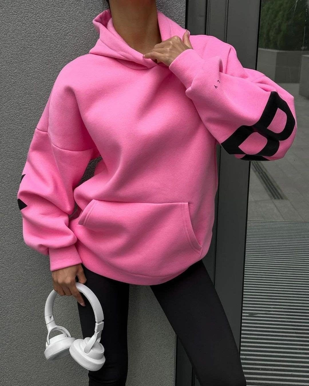 Ninke | Oversized Statement Hoodie