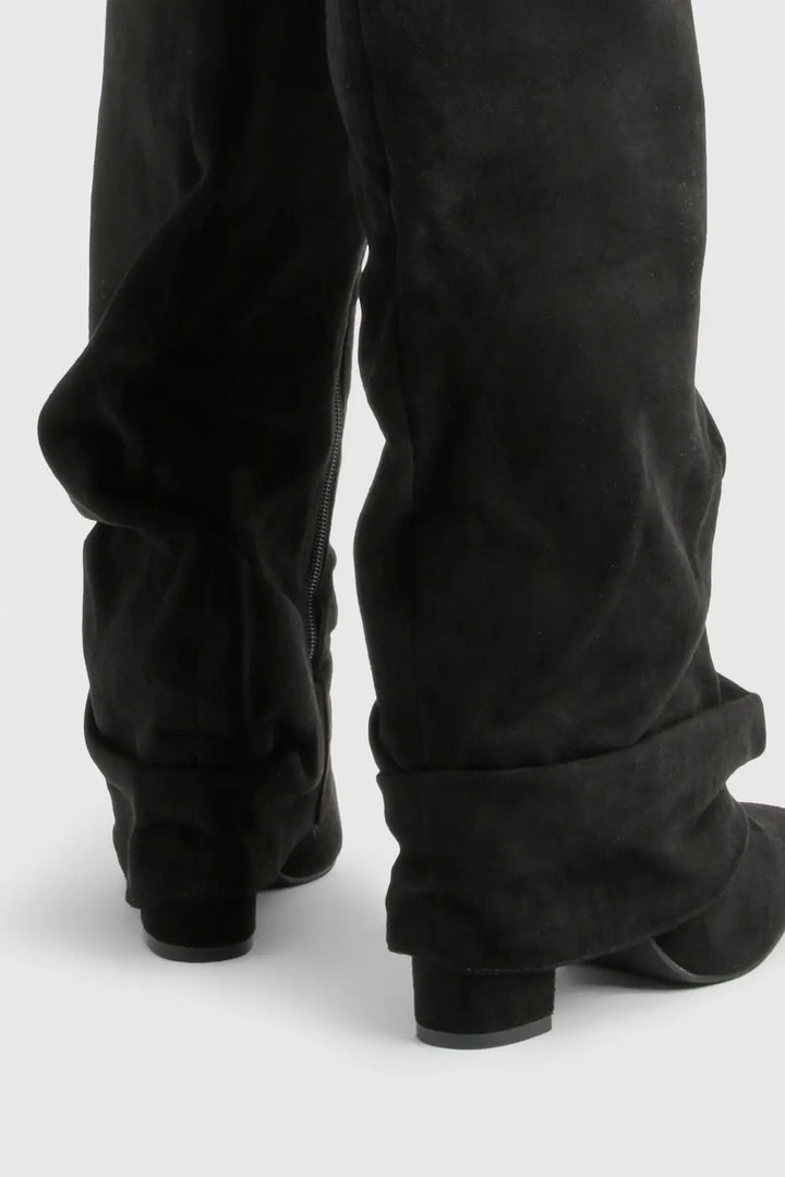 Fardau | Slouchy Laarzen met Spitse Neus
